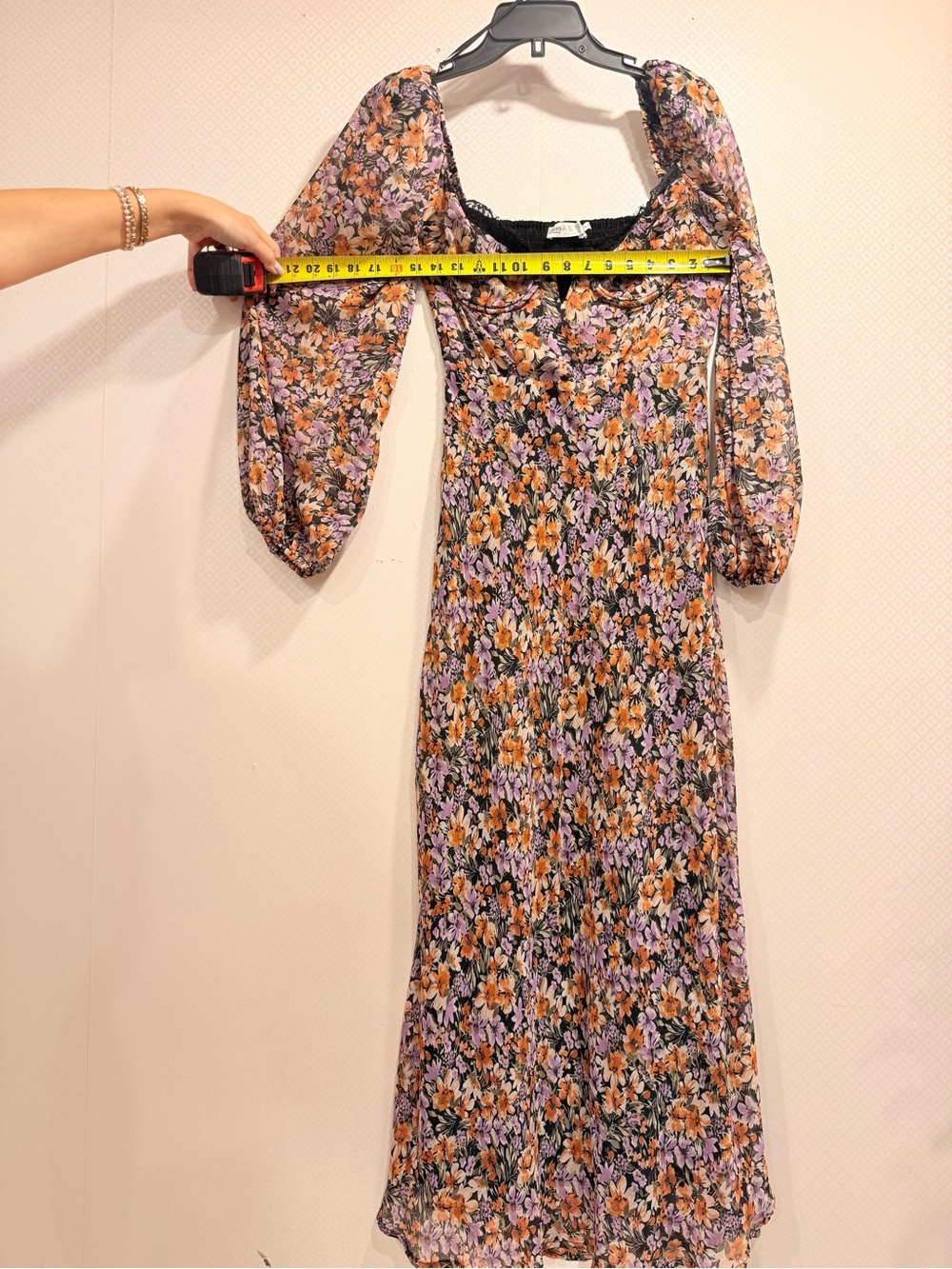 ASTR The Label Sylvie Floral Maxi Dress Size M Romantic Event Dress - Picture 4 of 16